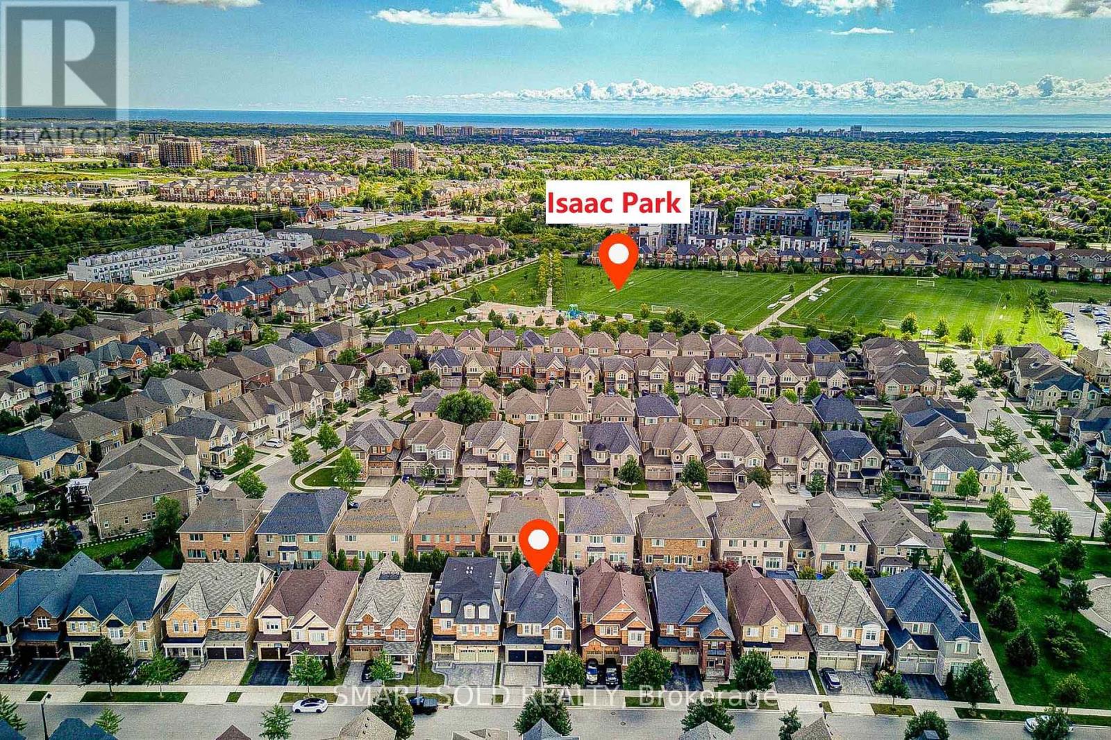 75 HOEY CRESCENT - 2