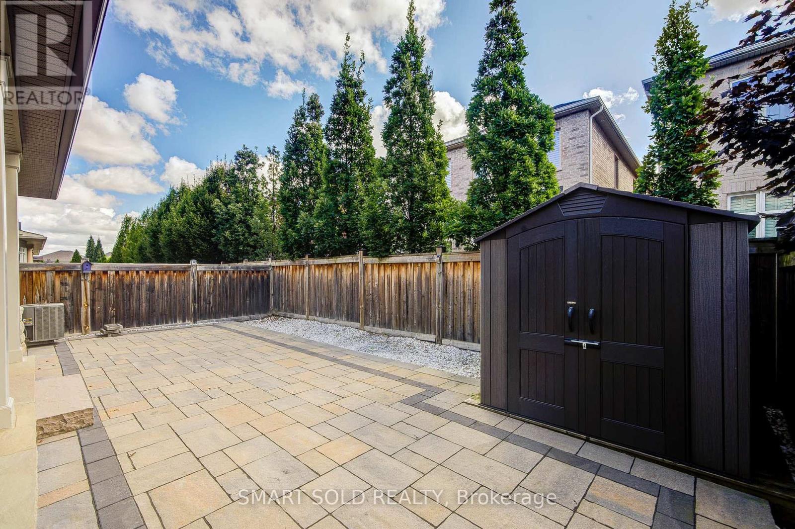 75 HOEY CRESCENT - Image 49