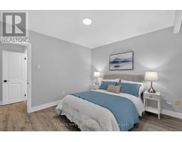 3 Minstrel Drive, Toronto, ON M8Y3G3 Photo 25