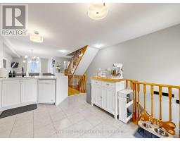 9 Adam Oates Heights, Toronto, ON M3L0G2 Photo 12