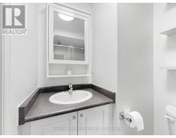 9 Adam Oates Heights, Toronto, ON M3L0G2 Photo 24
