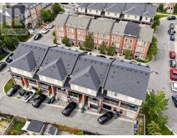 9 Adam Oates Heights, Toronto, ON M3L0G2 Photo 41