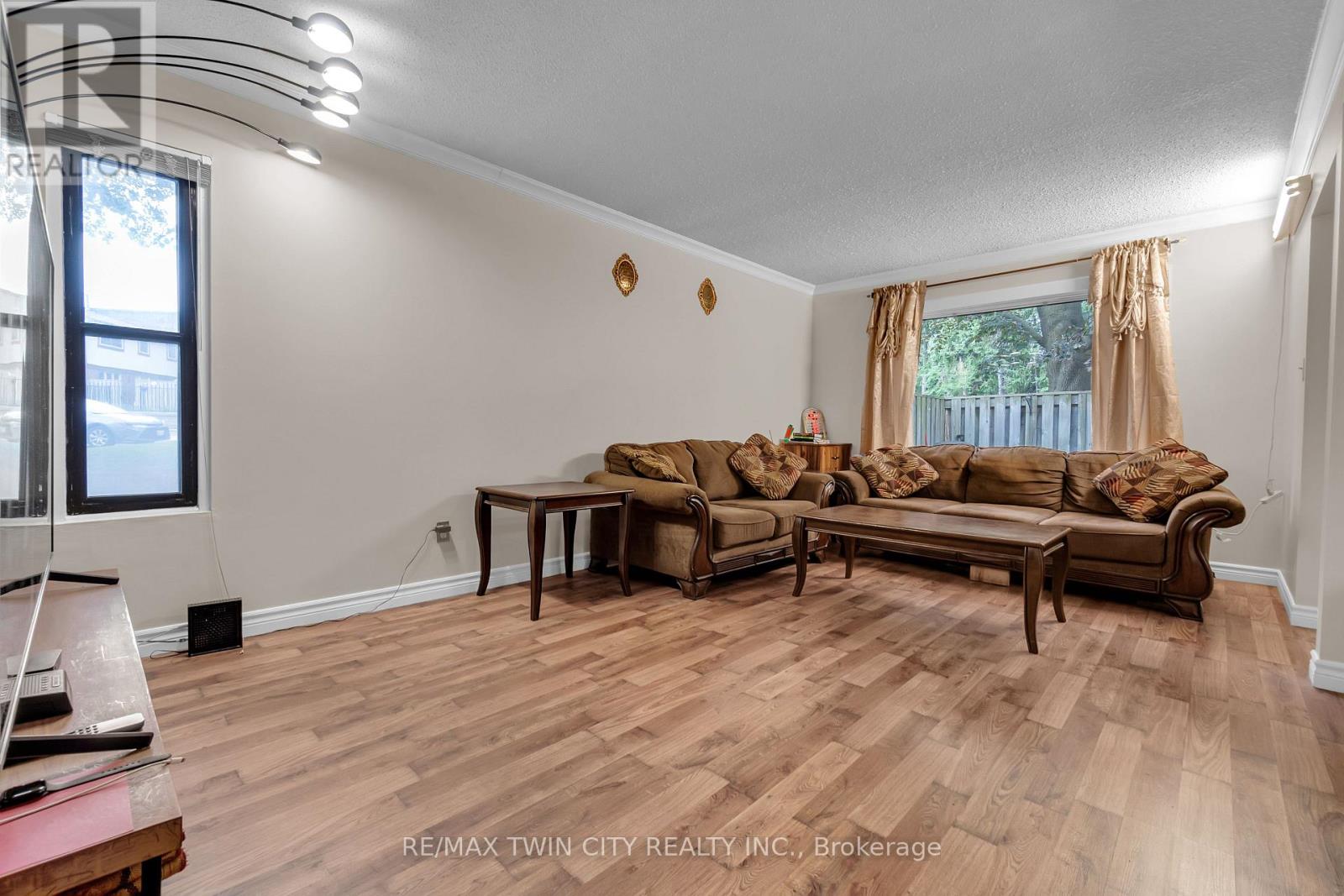 #121 45 MARKSAM ROAD - Image 13