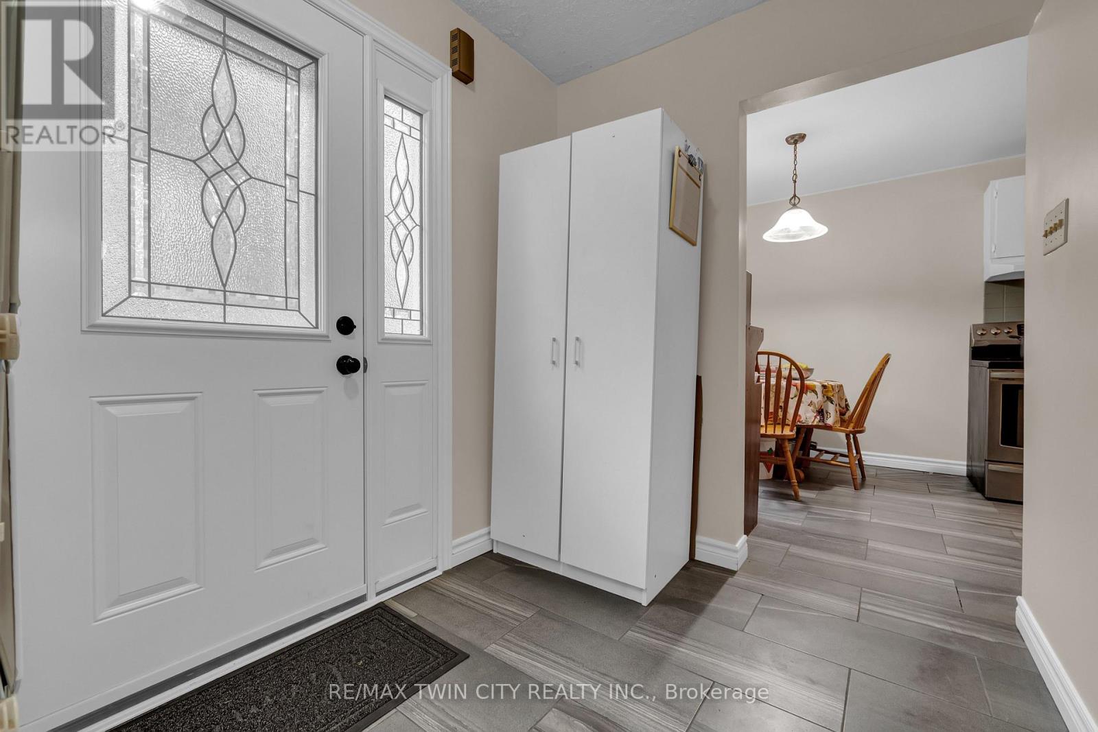 121 - 45 MARKSAM ROAD, Guelph (Willow West/Sugarbush/West Acres) — photo 8