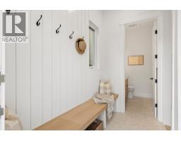 Bedroom - 2825 30 Street Sw, Calgary, AB T3E2M4 Photo 8