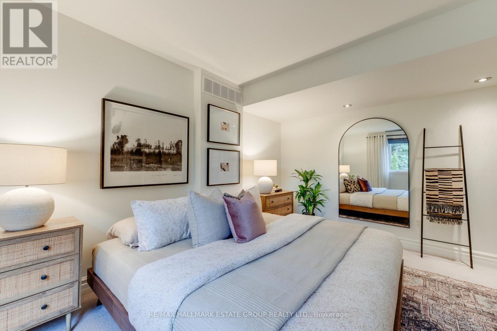 157 HEWARD AVENUE - Image 28