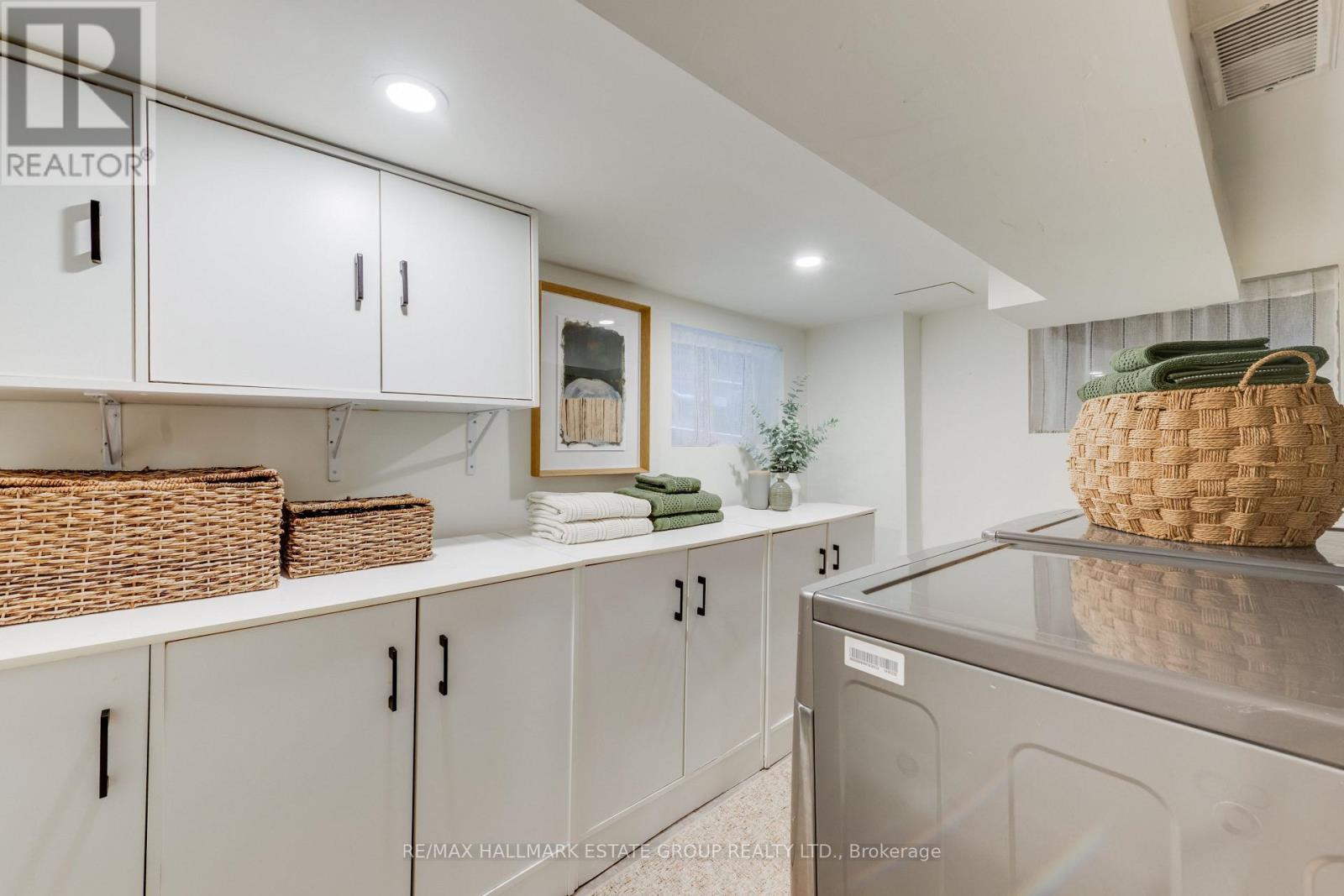 157 HEWARD AVENUE - Image 45