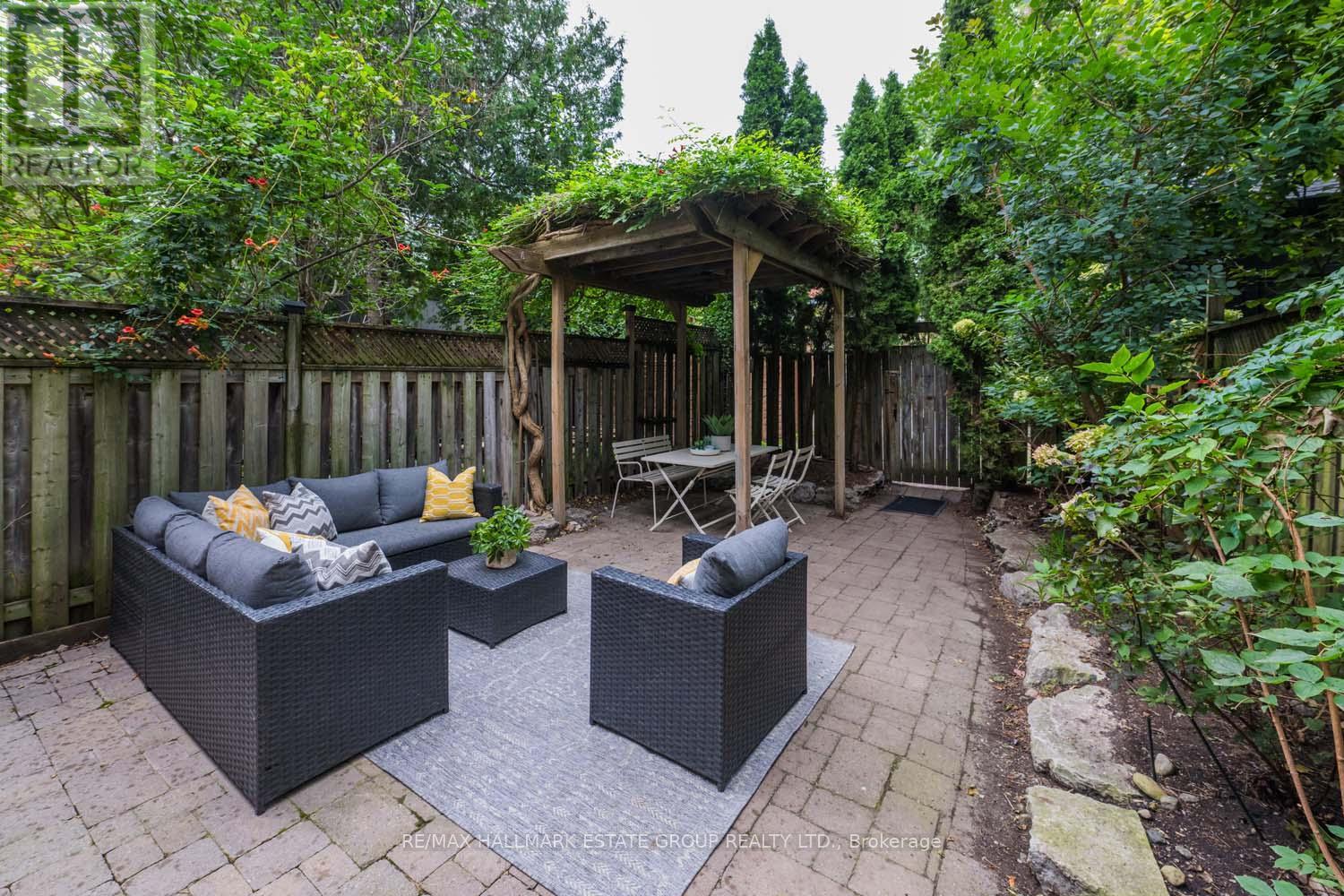 157 HEWARD AVENUE - Image 47