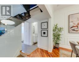 157 Heward Avenue, Toronto, ON M4M2T6 Photo 13