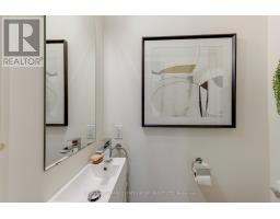 157 Heward Avenue, Toronto, ON M4M2T6 Photo 14