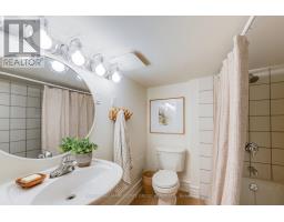 157 Heward Avenue, Toronto, ON M4M2T6 Photo 44