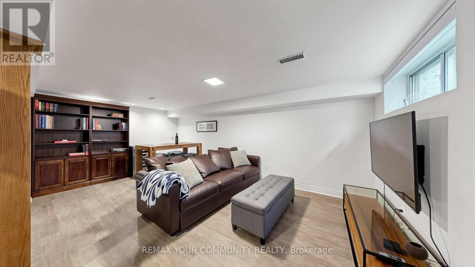 6 ATHLONE ROAD - 24