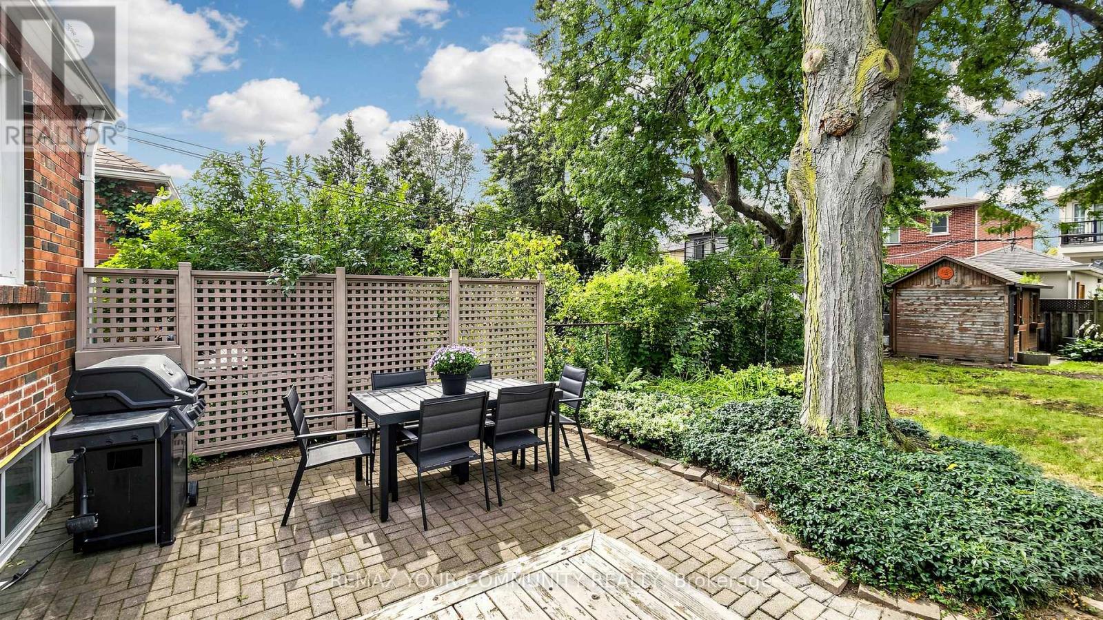 6 ATHLONE ROAD - 31
