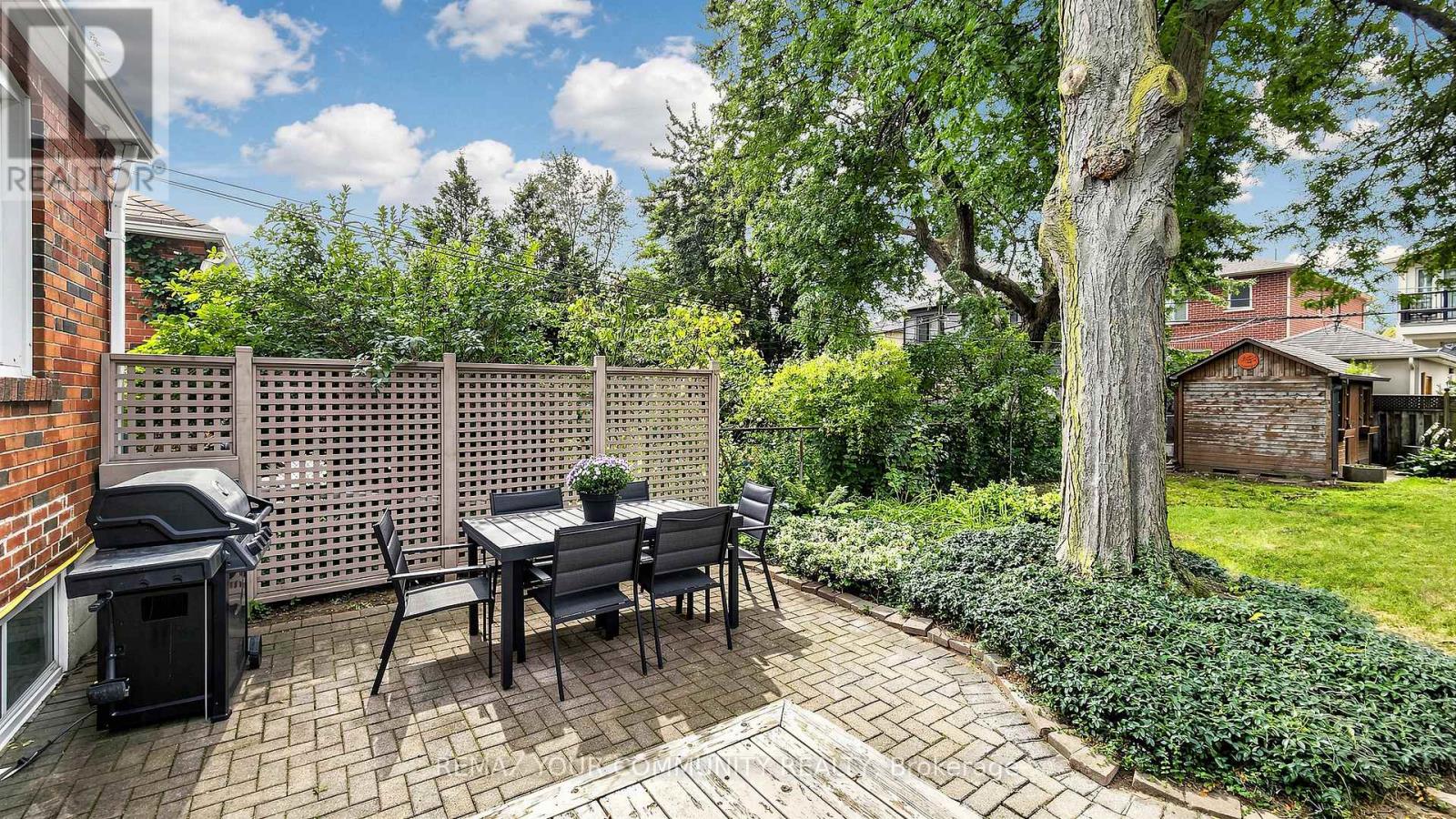 6 ATHLONE ROAD - 36
