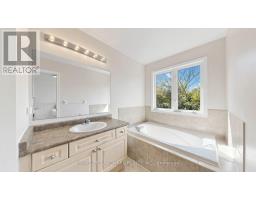 157 Dougherty Crescent, Whitchurch Stouffville, ON L4A0A5 Photo 16