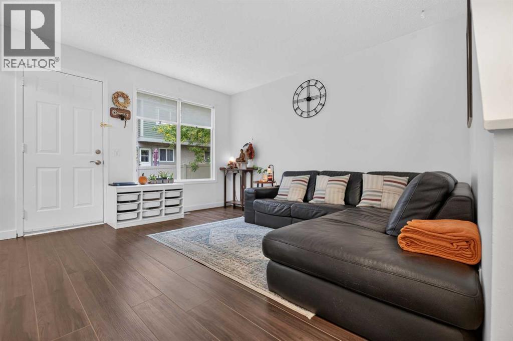 #442 406 Blackthorn Road NE - 8
