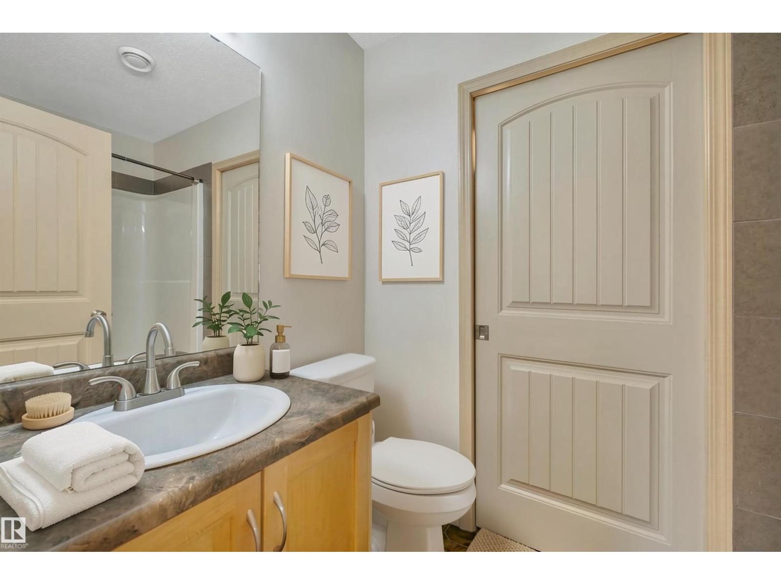 #90 604 62 ST SW - 42