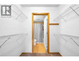 4pc Bathroom - 218, 92 Saddletree Court Ne, Calgary, AB T3J0K9 Photo 8