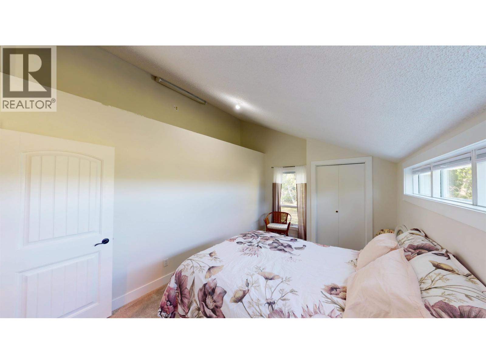7507 253 ROAD - Image 32