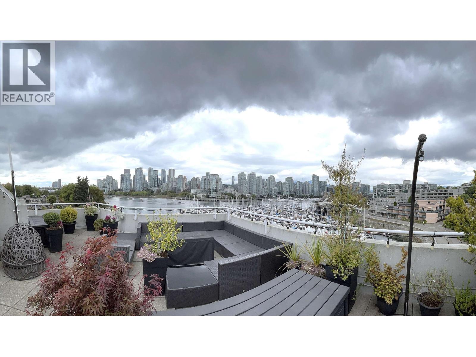 315 674 LEG IN BOOT SQUARE, Vancouver - Image 1