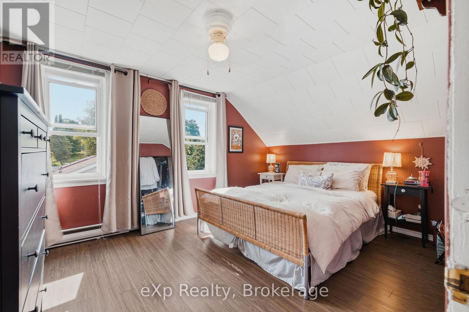 27 ELLEN STREET - Image 17