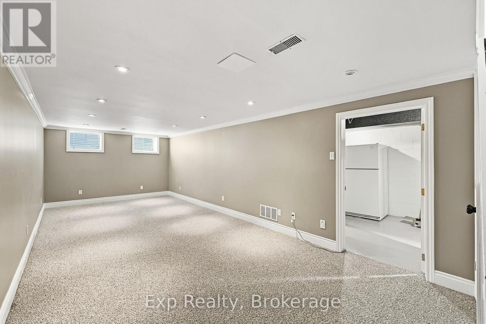 717 WESTWOOD DRIVE - Image 39