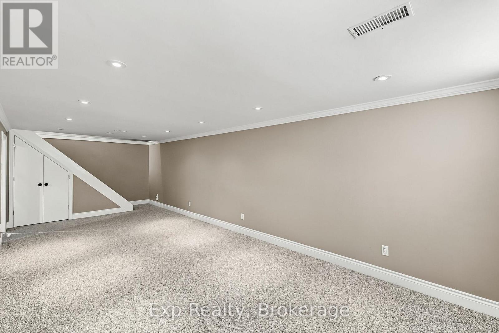 717 WESTWOOD DRIVE - Image 41