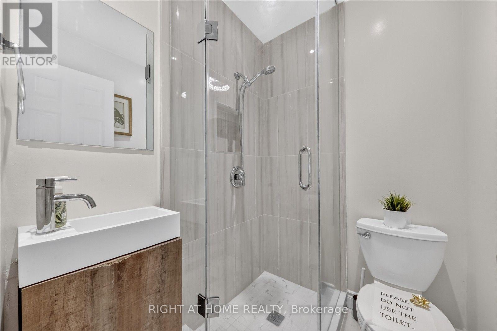 531 WALLENBERG CRESCENT - Image 25