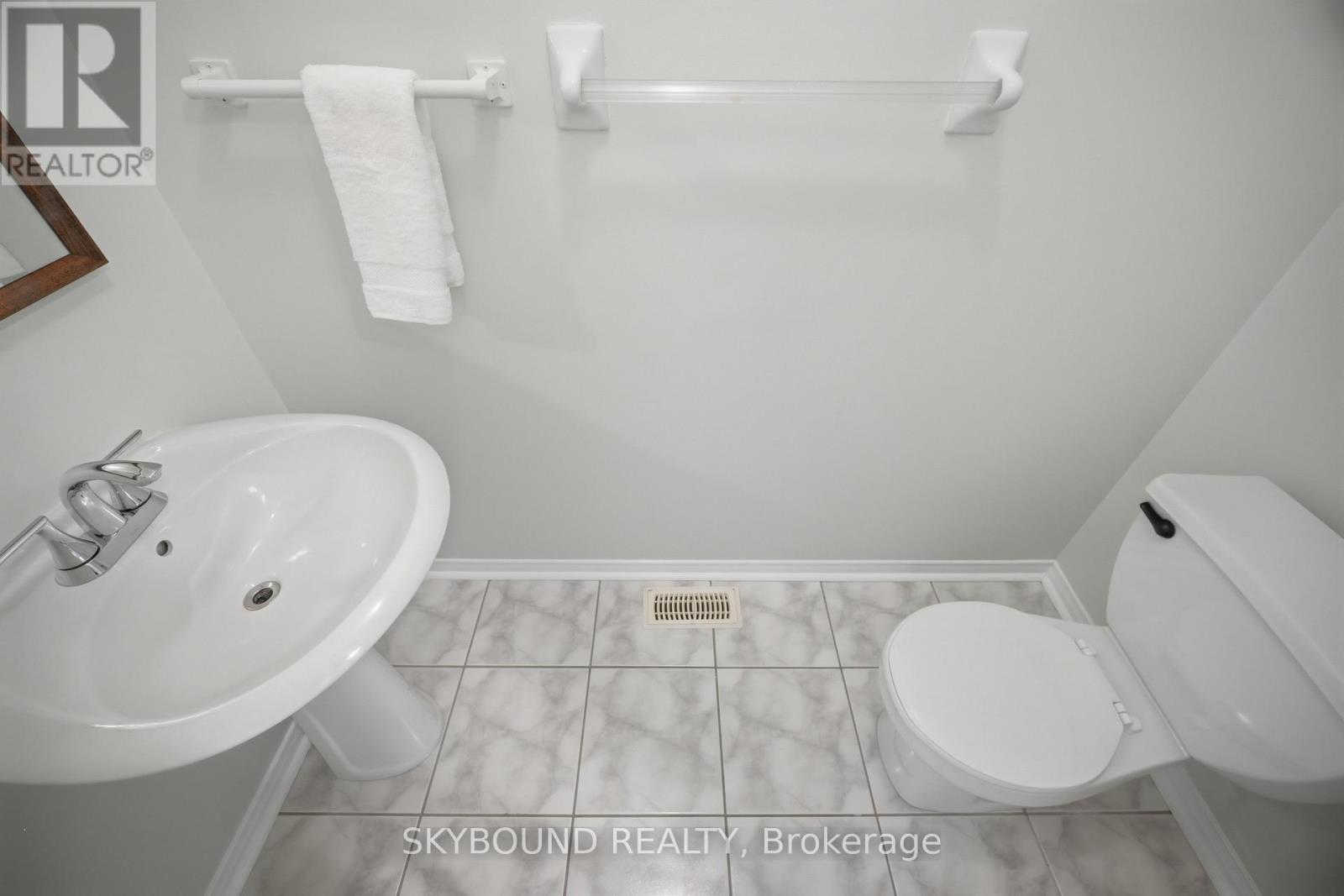 3906 ZENITH COURT - 16