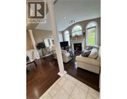 Eat in kitchen - 20 Sable Drive, Ancaster, ON L9K1K9 Photo 13