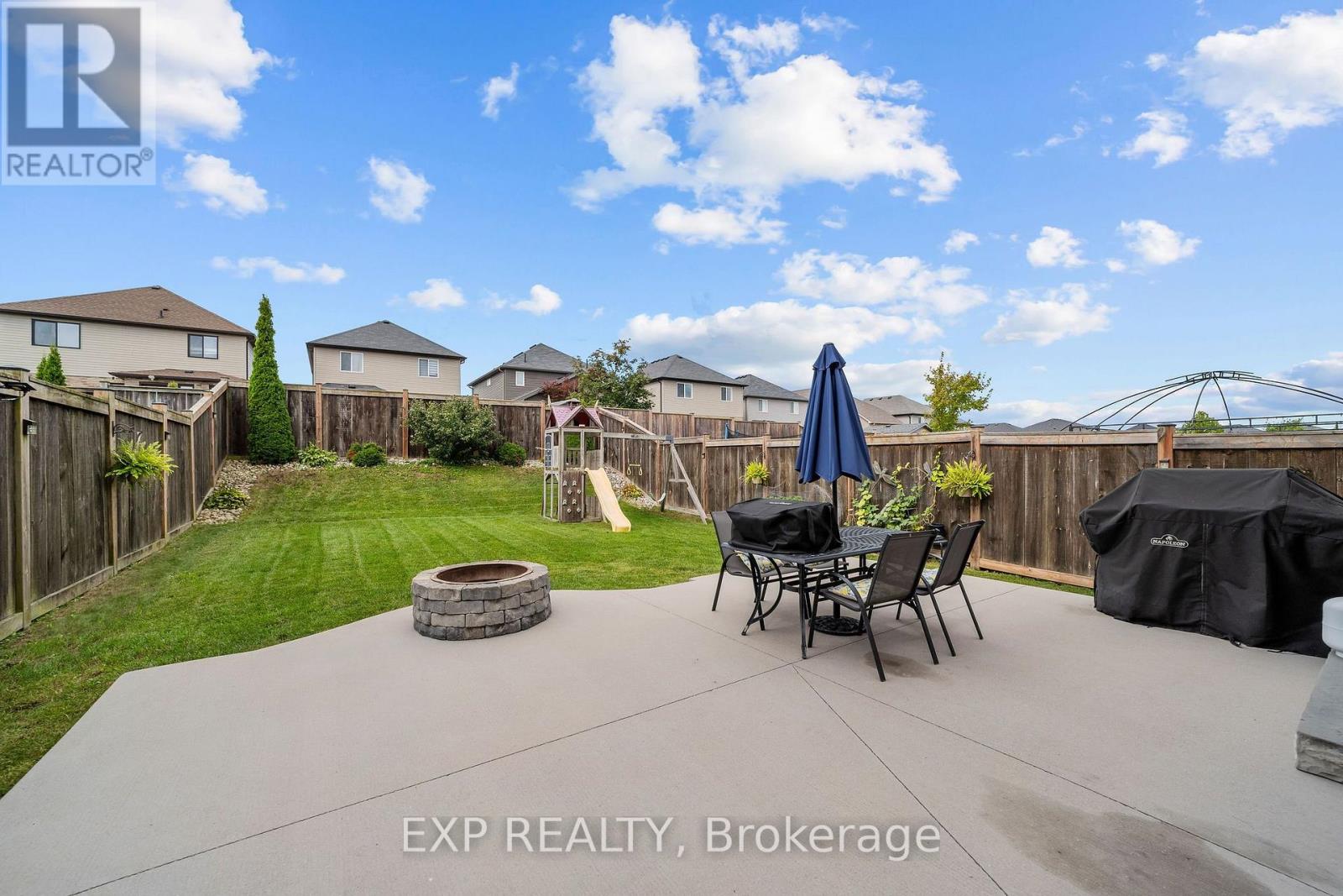 2700 FOXBEND LINK - Image 24
