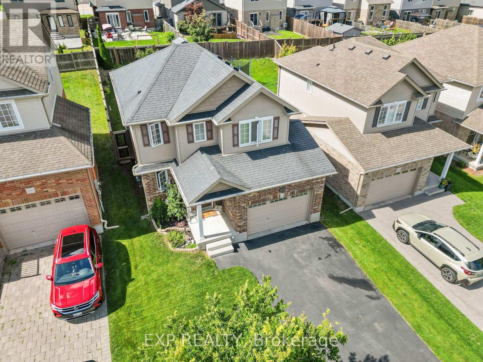 2700 FOXBEND LINK - 32
