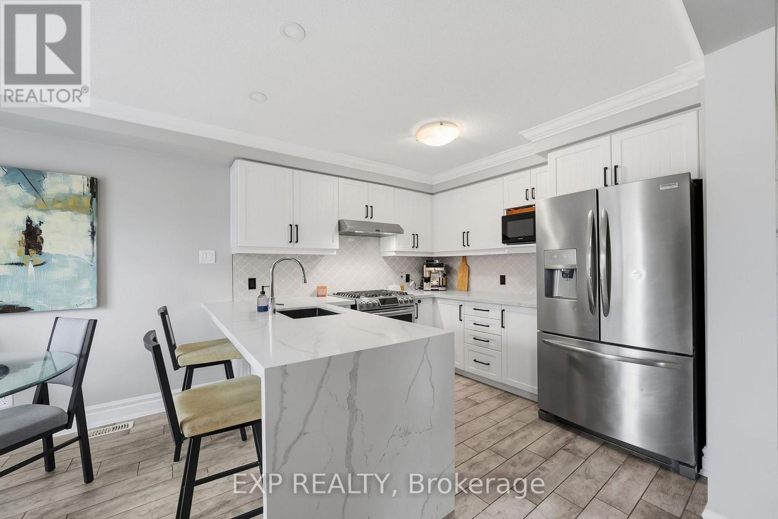 2700 FOXBEND LINK - 8