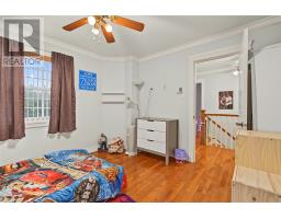 2-4 Conway Crescent thumbnail 21