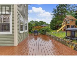 2-4 Conway Crescent thumbnail 3