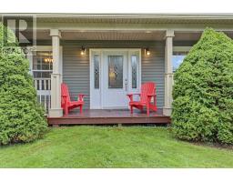 2-4 Conway Crescent thumbnail 4