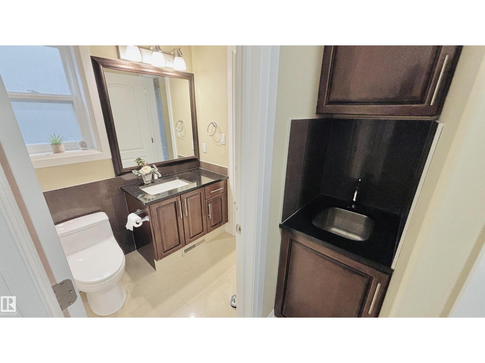 1515 68 St SW, Summerside — photo 14 of 30