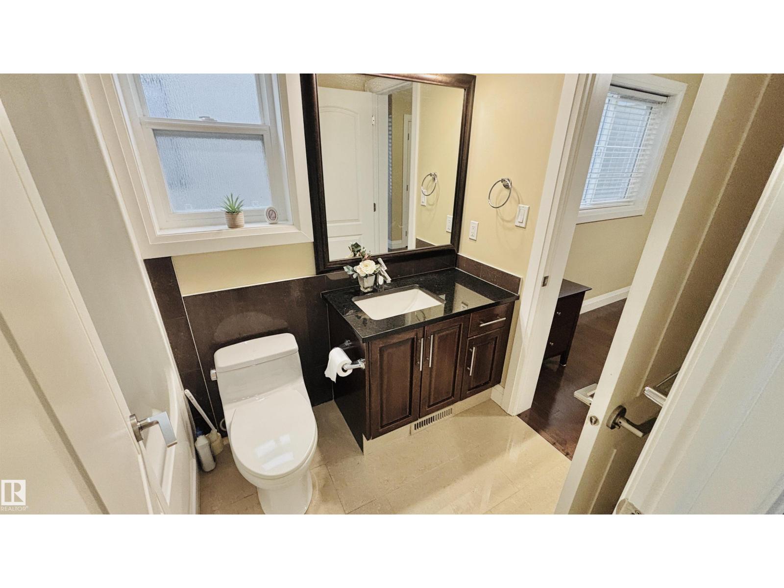 1515 68 ST SW - 15