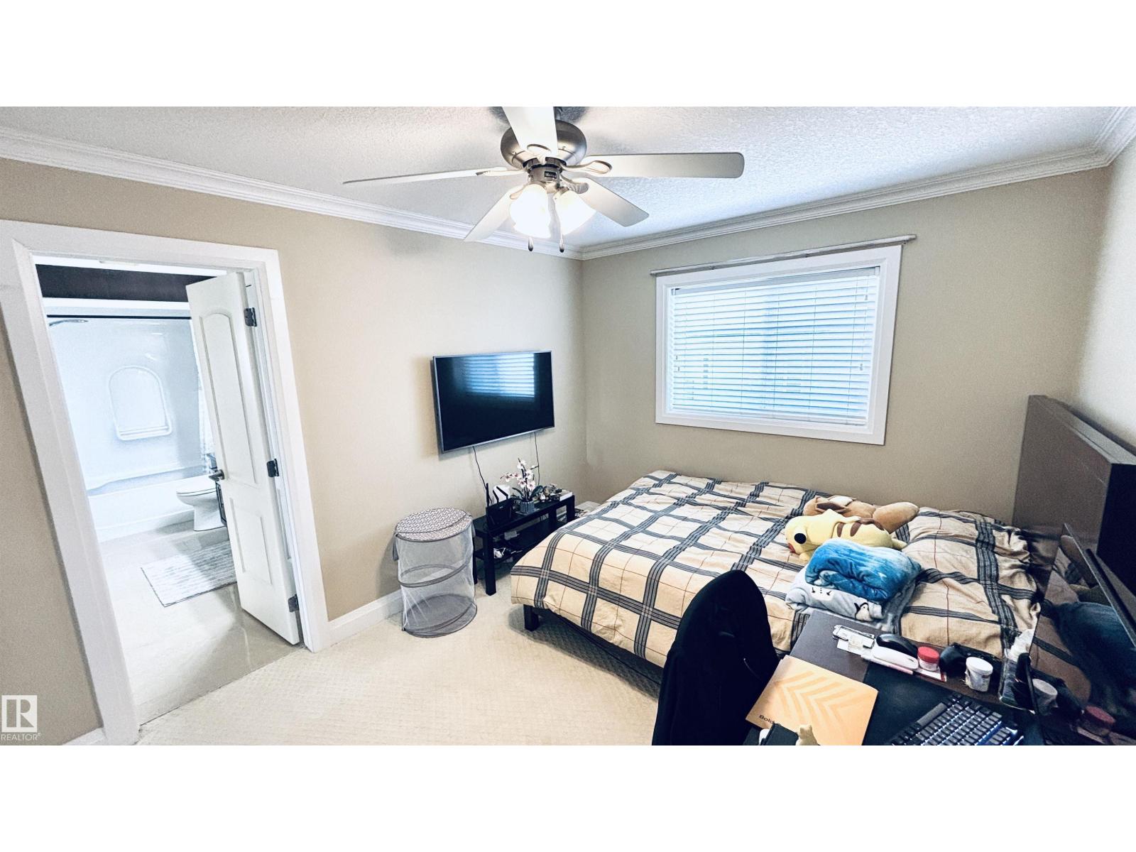 1515 68 ST SW - 44