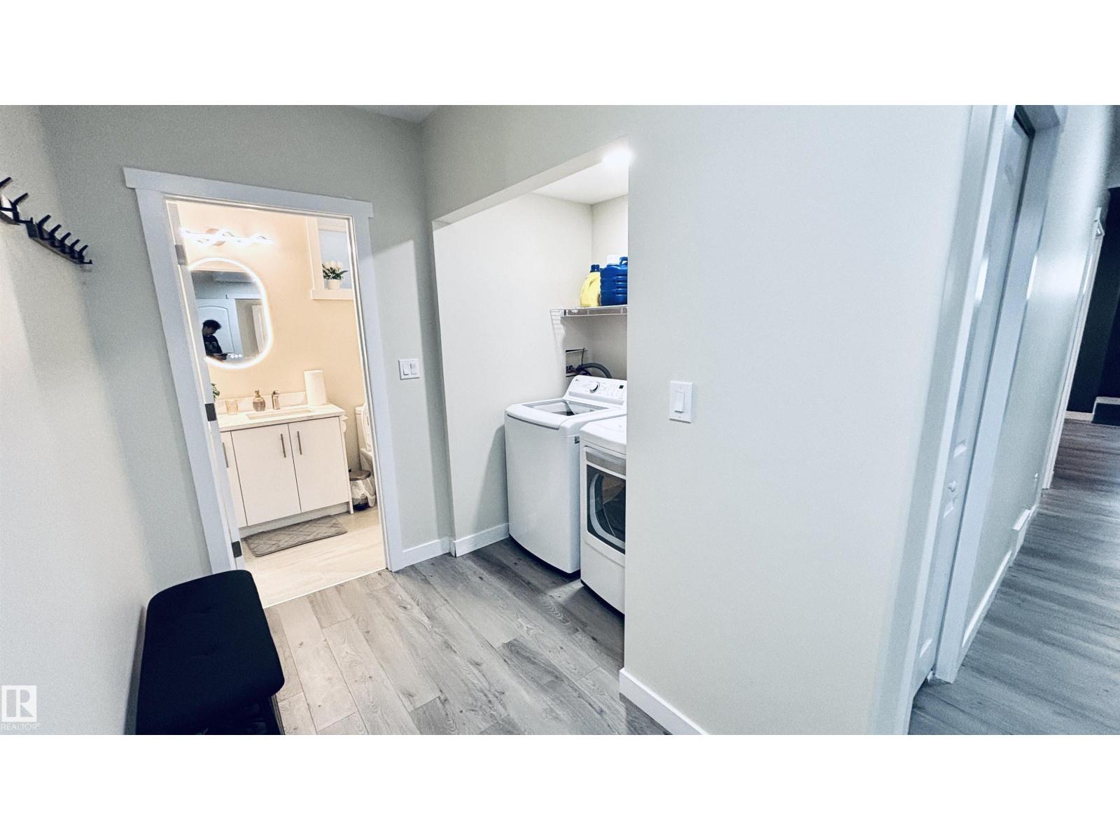 1515 68 ST SW - 53