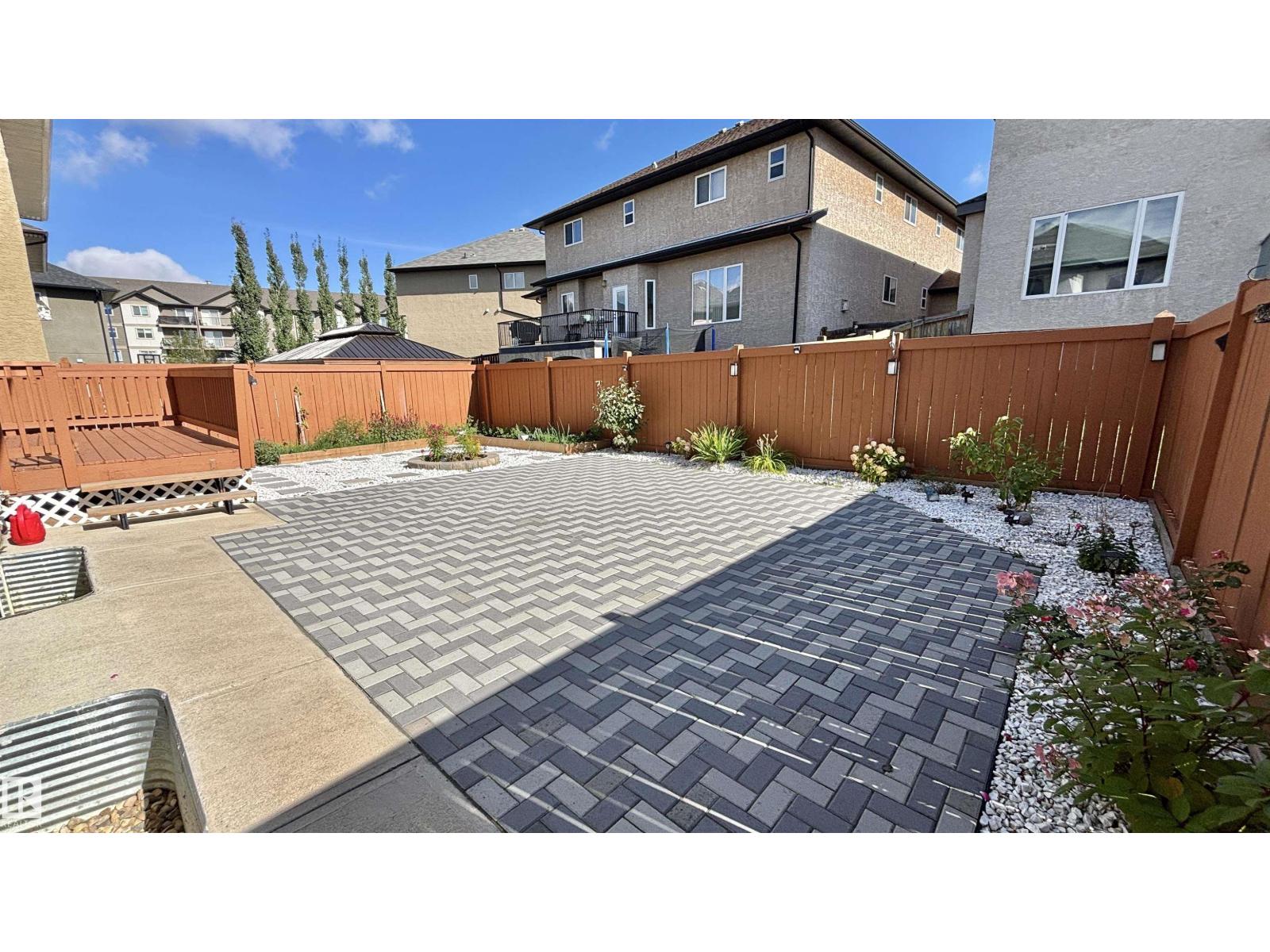 1515 68 ST SW - 68