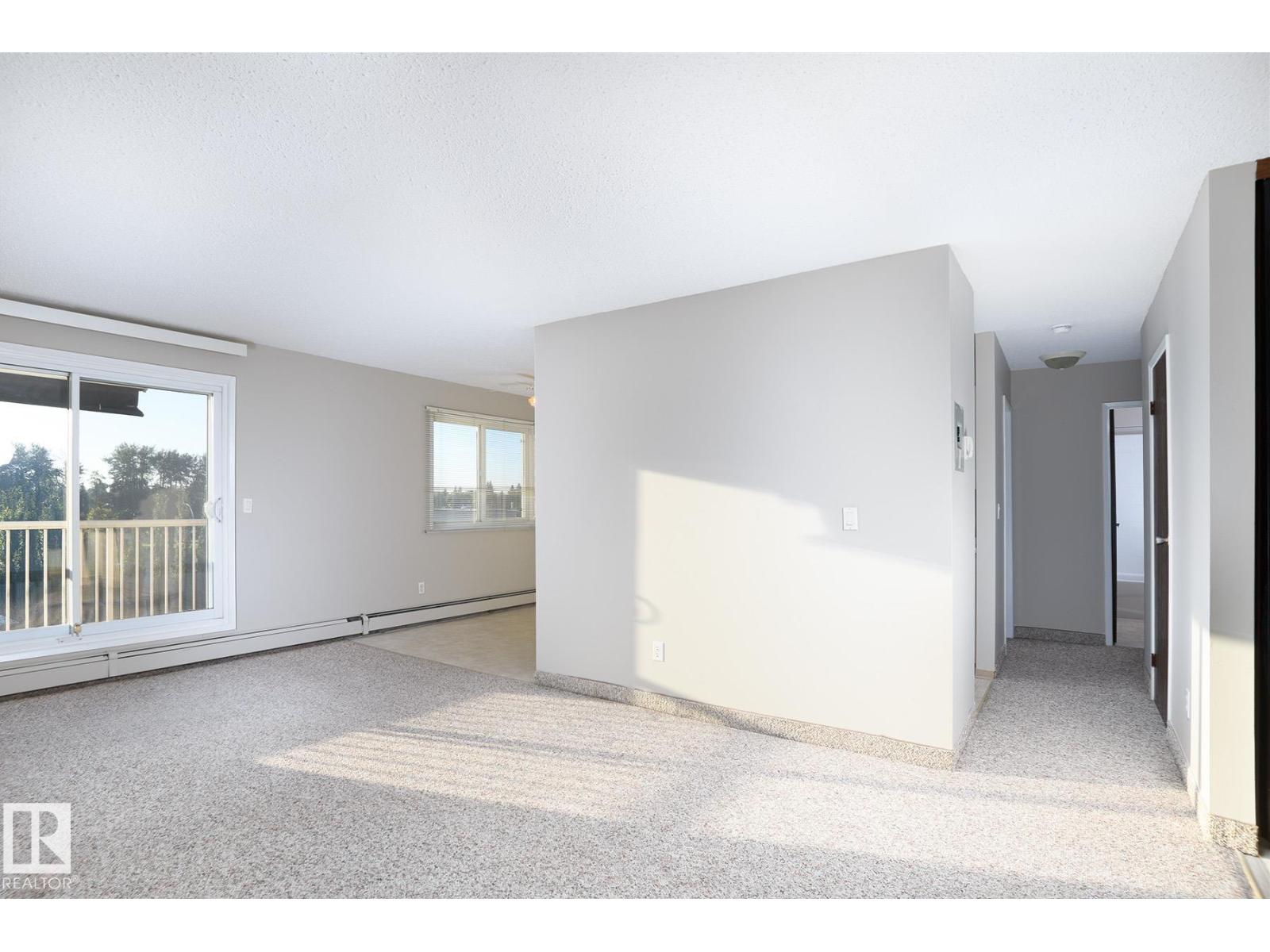 #410 4608 52 Av, Forest Green_STPL — photo 4 of 24