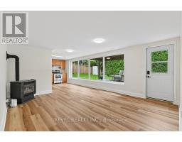 2555 Regina Street, Ottawa, ON K2B6X4 Photo 16