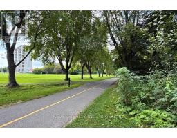 2555 Regina Street, Ottawa, ON K2B6X4 Photo 34