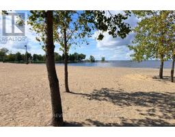 2555 Regina Street, Ottawa, ON K2B6X4 Photo 35