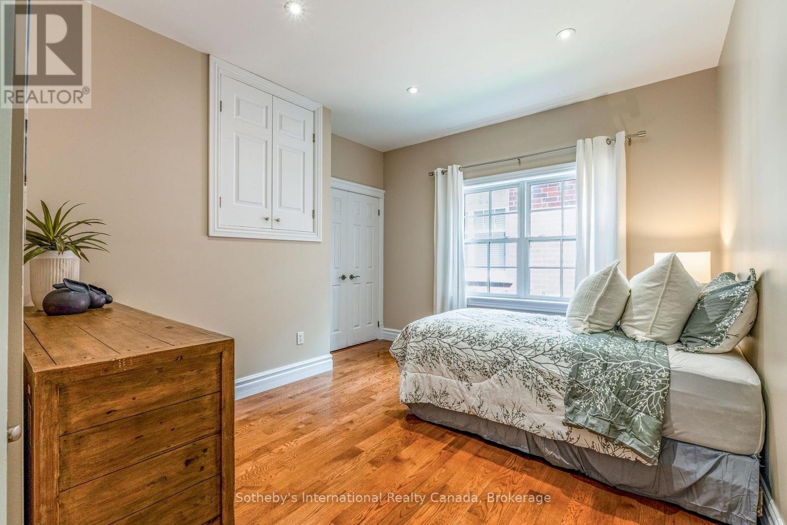 75 EDWARD STREET E - Image 26