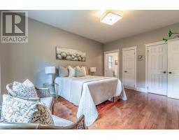 75 Edward Street E, Clearview, ON L0M1G0 Photo 20