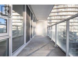 1016 - 17 Bathurst Street, Toronto, ON M5V0N1 Photo 14