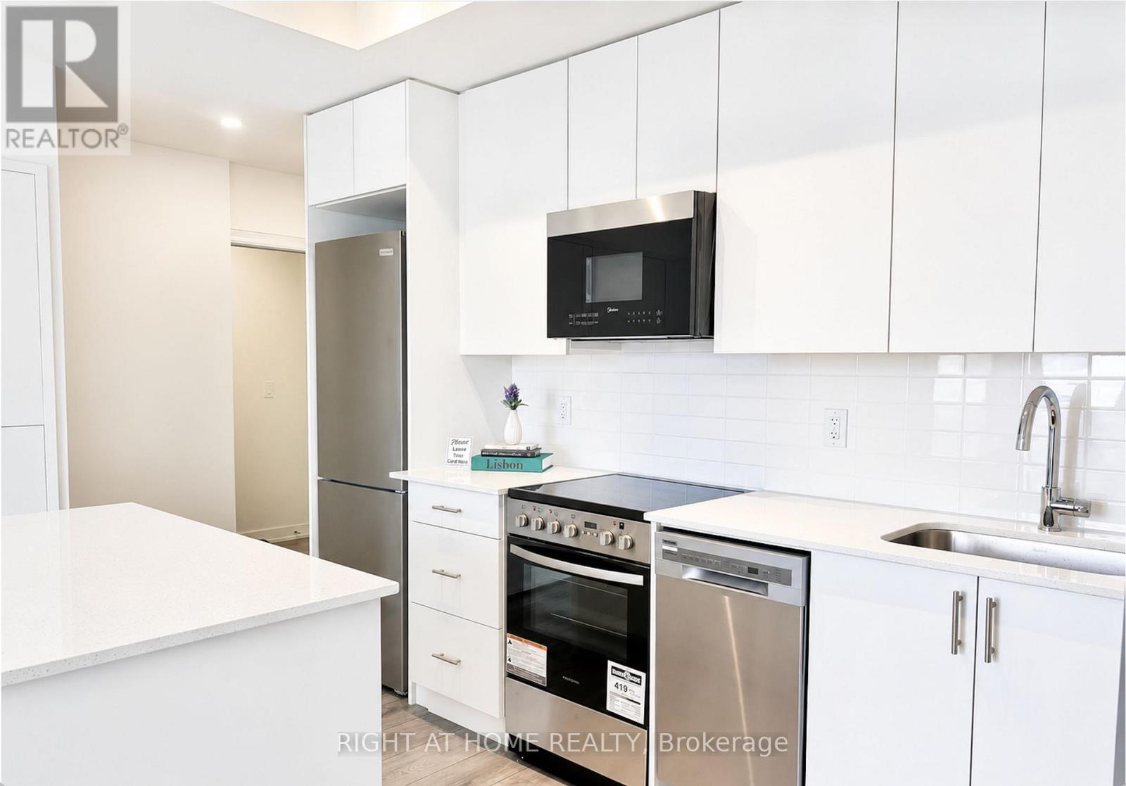 Photo of 15 Ellerslie Avenue