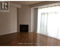 535 - 36 Stadium Road, Toronto, ON M5V3P4 Photo 8